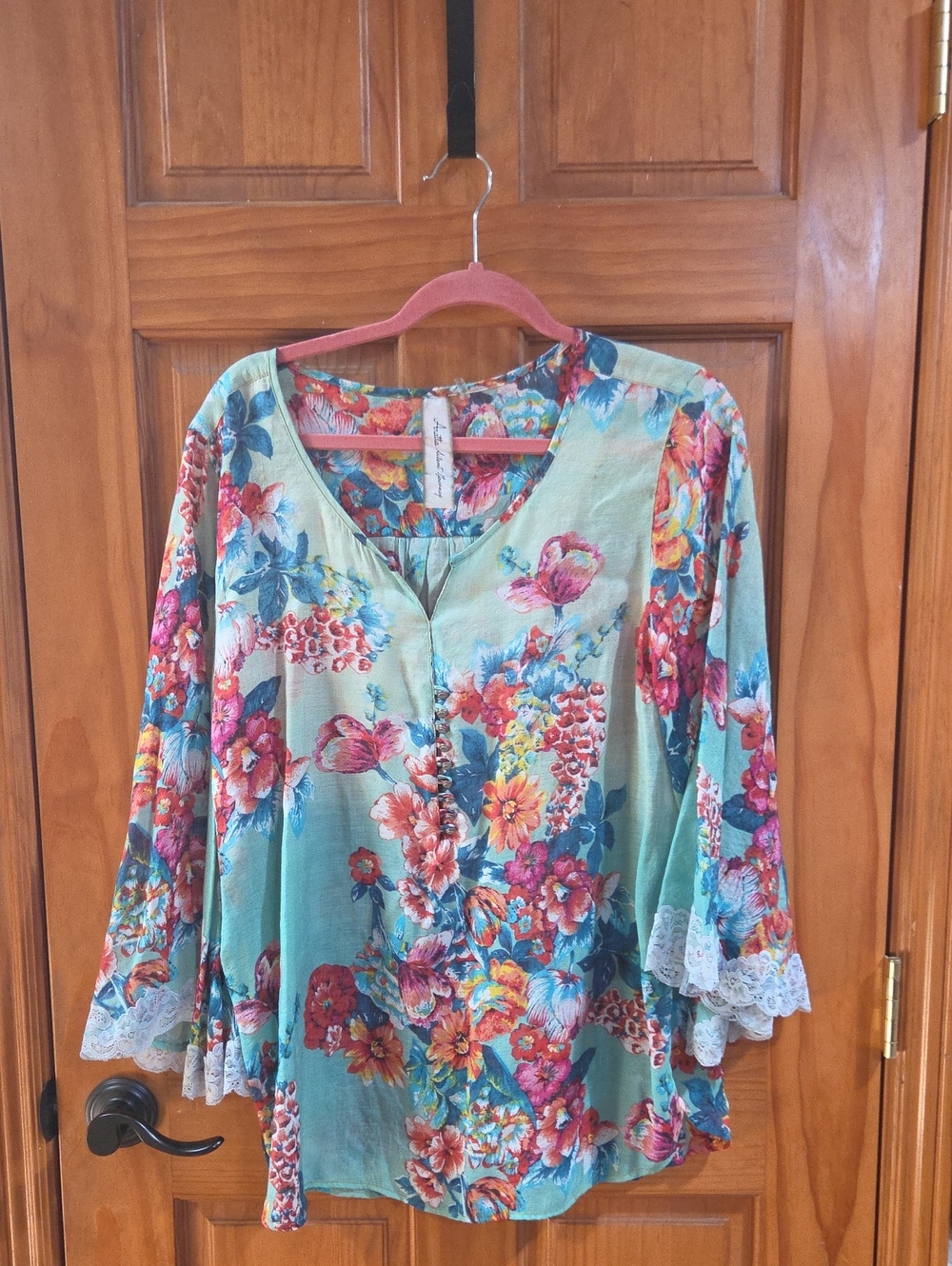 Aratta Mint Green Floral Lace-Trim Tunic